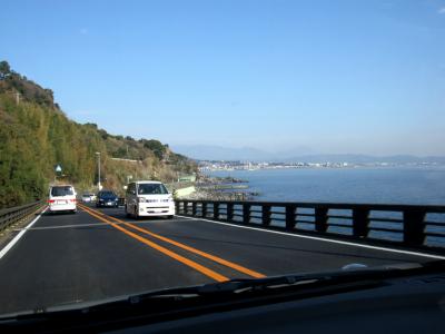 熱海～小田原まで国道１３５号山側。車窓の景色。