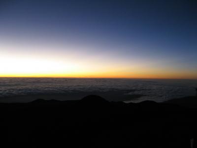 マウナ・ケア頂上サンライズ&星空ツアー