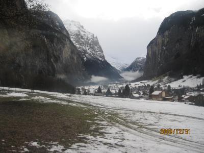 ドイツ・スイス・イタリア・フランス・カミカゼ旅行記（６１）Lauterbrunnnennまでの風景。 