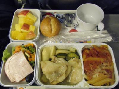 胃腸薬は必携 ’10.03 （機内食編）