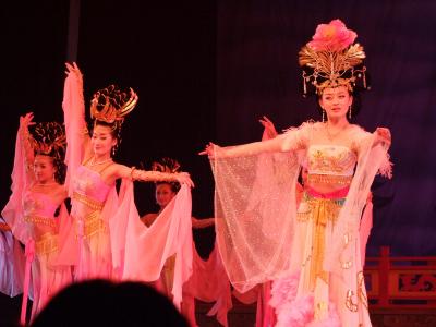 憧れの西安⑧：歌舞大劇院にて唐歌舞ショーを楽しみました。