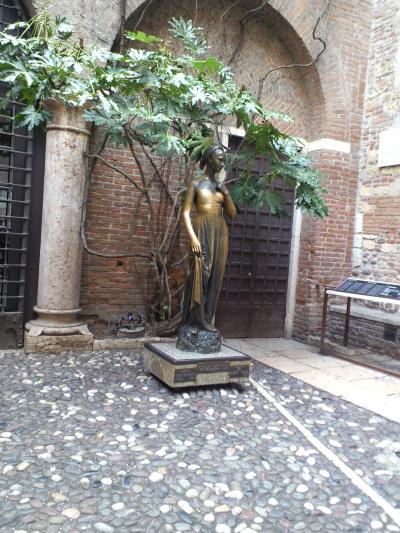 イタリア・ヴェローナはロミオとジュリエットの街だった!