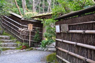 奥嵯峨「祇王寺」と「大覚寺」