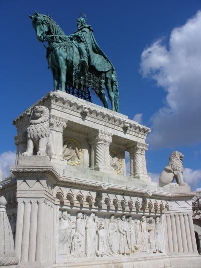 ブダペスト　春の旅　【10】王宮の丘　?