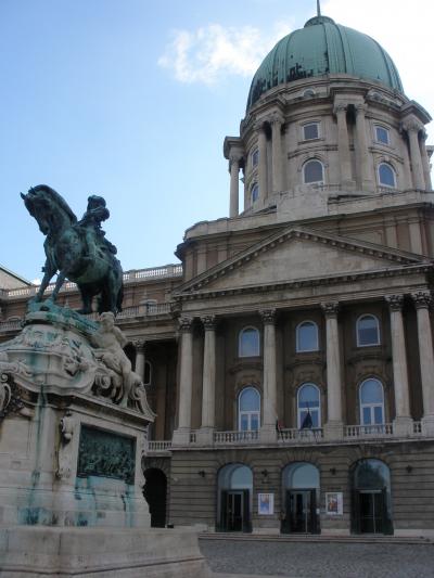 ブダペスト　春の旅　【12】王宮の丘　?