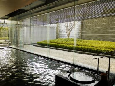 １３．春休みの京都の世界遺産を巡る旅　エクシブ京都八瀬離宮　天然温泉大浴場ＴＨＥ ＳＰＡ