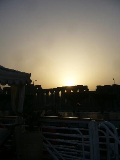 ナイル川クルーズアマルコ号デッキ