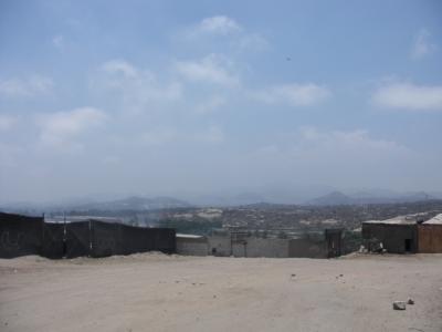 ビジャ・エルサルバドル（ペルー）：ピースボート６８