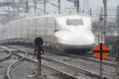 ７００?の世界=小田原駅にて新幹線撮影=
