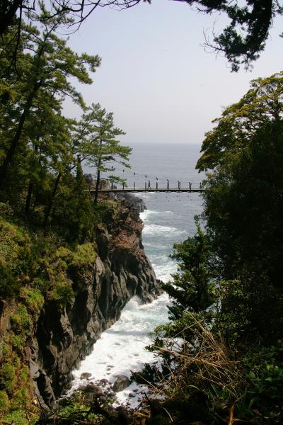 城ヶ崎海岸ピクニカルコース（城ケ崎海岸駅から蓮着寺）の散策