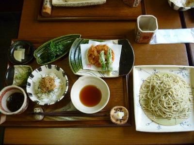 京都・西院の隠れ家的な、おばんざいと蕎麦の店、「むら木」