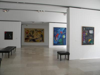 心なごむ空間・・・シャガール美術館(2)