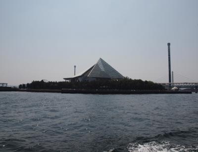 ２０１０年５月５日　横浜八景島を海から見てみよう！遊覧船で周遊しました。