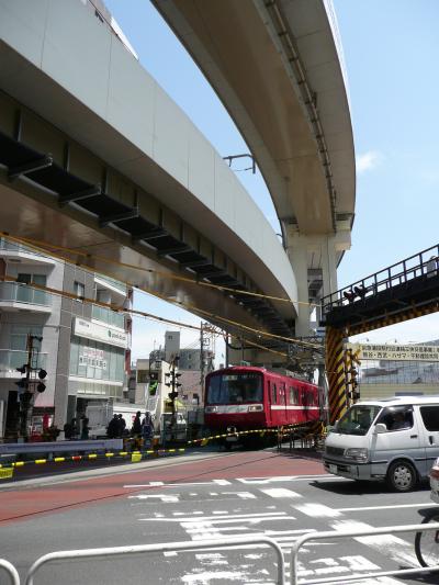 京浜急行空港線、半分高架化完成記念乗車