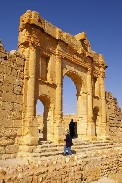 美しい文化のモザイク・チュニジア（２）スベイトラ遺跡