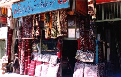 TABRIZ（タブリツ）でペルシャ絨毯を勉強しつつ、イラン出国！