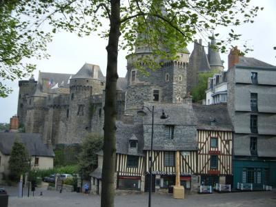 2010/04/29　ルマン-ビトレ-フージェール-モンサンミッシェル-レンヌ-ルマン