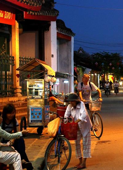 ベトナム縦断ＤＡＹ７　ホイアン街歩き