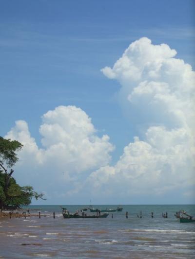 カンボジア南のビーチへ（その１）：ケップ