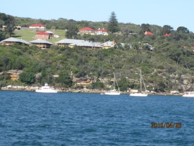 『燃える大地』＜ゴンドワナの大陸を旅して＞（１５）Sydney港外のManly上陸。