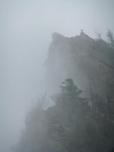 石鎚山へ　やっと春