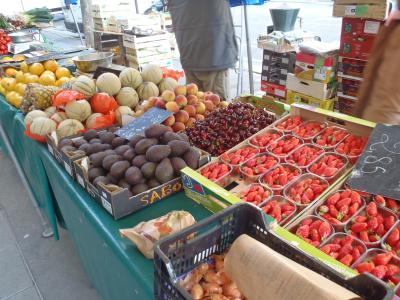 パリの「虜（トリコ）」ロール！？　食べたい買いたいマルシェ巡り　フォ～！