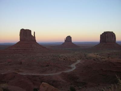 ラスベガス→モニュメントバレー→ロサンゼルス