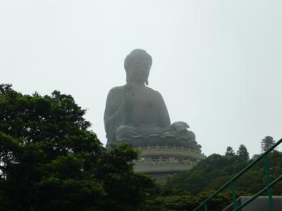 雨のランタオ島