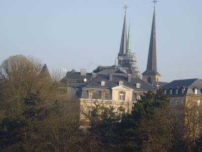 ヨーロッパ鉄道の旅　５　ルクセンブルグの桜