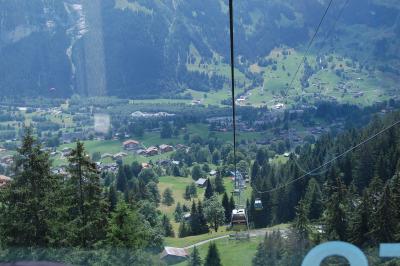 スイス列車の夏旅①：チューリッヒからグリンデルワルト