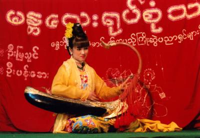 AYEYARWADY (イラワジ川）を下って、BAGAN （パガン）へ！＜ビルマのやくざと竪琴＞