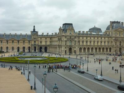 ルーブル美術館　２０１０年３月