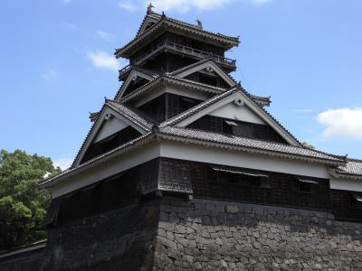 熊本城の宇土櫓へプチ散歩。すぐ近くに坂本龍馬もいました。