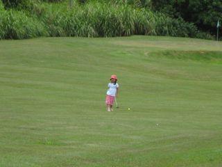 ４歳児とハワイ♪２０１０☆BBQ とゴルフデビューの巻６