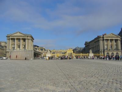 6泊7日の旅 with my parents in France①