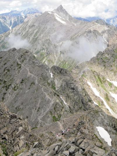 ２０１０　ジャンダルムの頂上へ　奥穂高岳　２日目「前編」