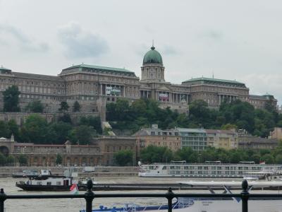 ブダペスト街角歩き編。世界で最も美しい「国会議事堂」と「マクドナルド」って？