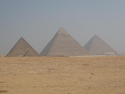 真夏のエジプト、子連れ奮戦記世界四大文明の一角に触れる旅（ギザ・サッカラ）