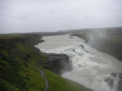 地球の割れ目をのぞきにアイスランドへ　3