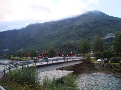 10年 ～ノルウェーの森の物語：ソグンダルからフロームまでバスで移動～