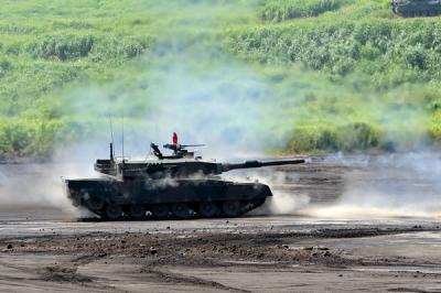 2010富士総合火力演習(総合予行)