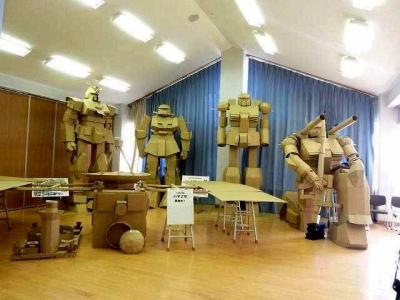 恒例　段ボール　ガンダム　文化祭　(宮城県）