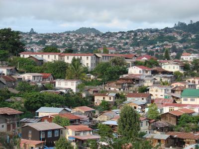 ミャンマーの旅　山上の町タウンジー。