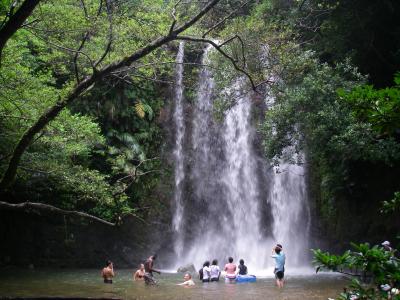 2010年沖縄夏休み第二段は「ター滝リバートレッキング」の巻