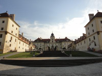 チェコ一人旅（６）黄昏のヴァルチツェ城