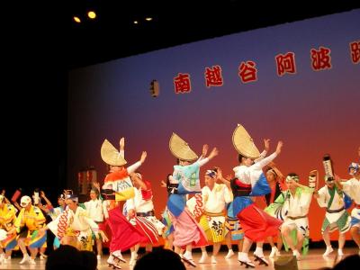 夏だ！祭りだ！！踊る阿呆に見る阿呆♪南越谷阿波踊り(^O^)