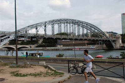 オーステルリッツ高架橋　　LE VIADUC D'AUSTERLITZ　 （３３橋巡りの５） 