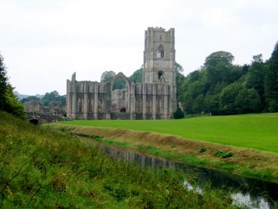 FOUNTAINS ABBEY