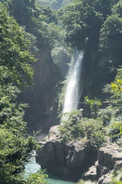 2010年夏　白山ｽｰﾊﾟｰ林道②　一里野温泉　ケリエ山荘・手取峡谷綿ｹ滝