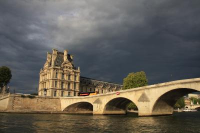 世界遺産　セーヌ河岸　クルージング